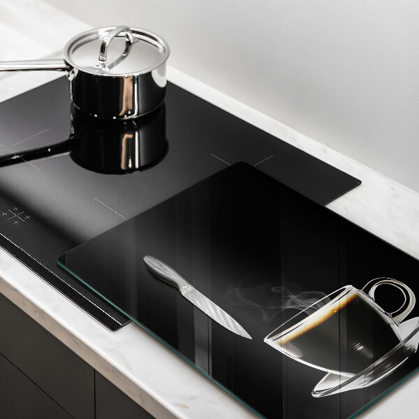 Protection plaque induction Un verre de café chaud