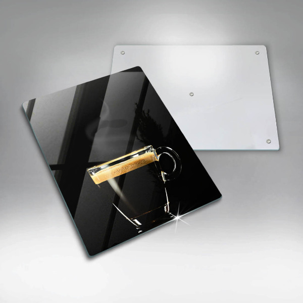 Protection plaque induction Un verre de café noir