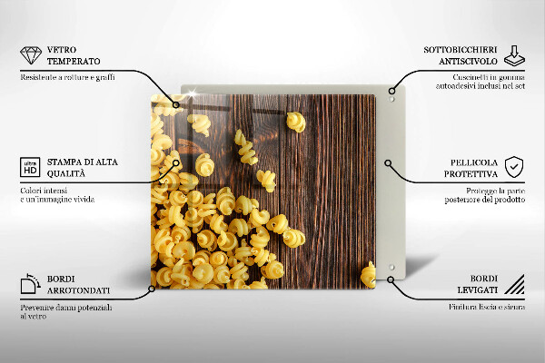 Protection plaque induction Des pâtes sur la table