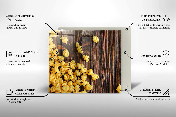 Protection plaque induction Des pâtes sur la table