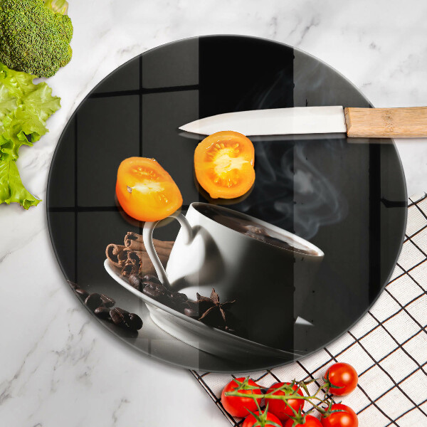 Protection plaque induction Une tasse de café chaud