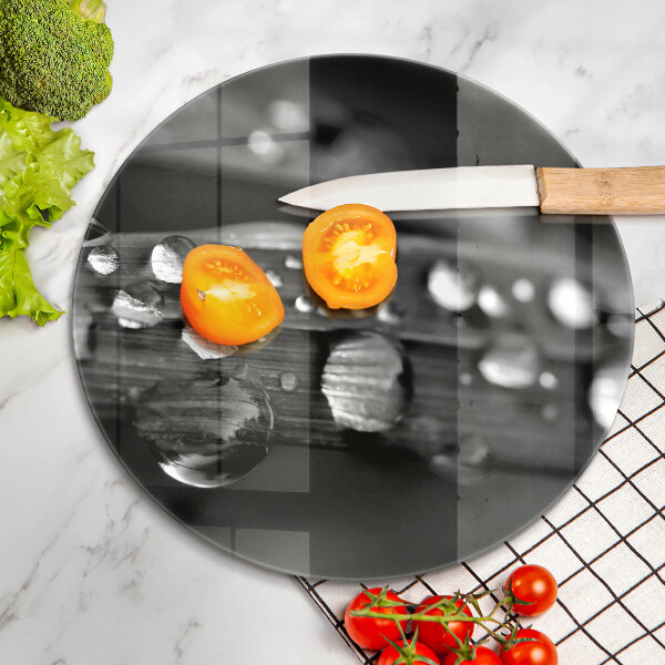 Protection plaque induction La rosée tombe sur les feuilles