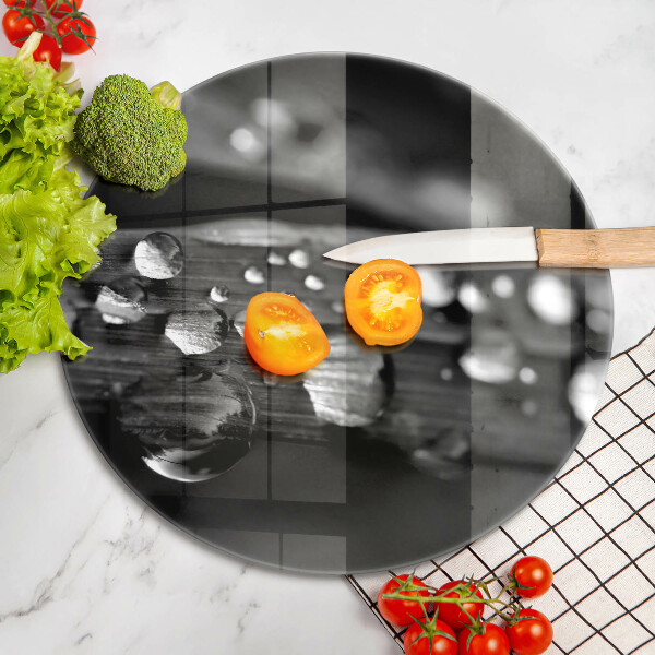 Protection plaque induction La rosée tombe sur les feuilles