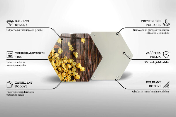 Protège plaque de cuisson Des pâtes sur la table