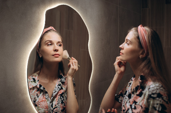 miroir forme organique led décoratif 50x100 cm