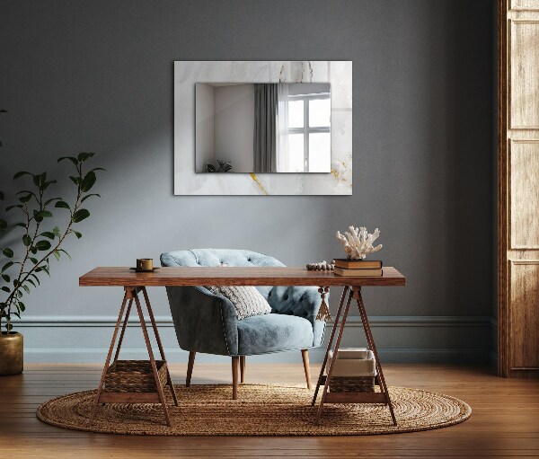 Motifs en marbre blanc