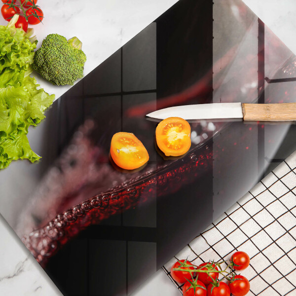 Protection plaque induction Vin rouge dans un verre