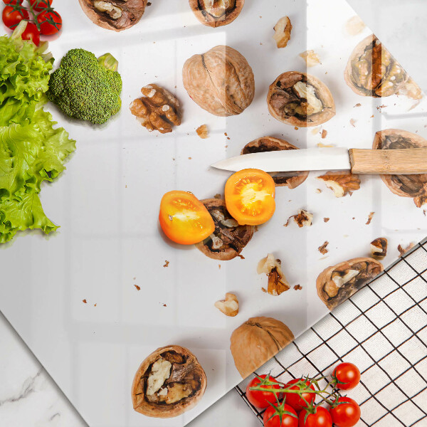 Protège plaque de cuisson Noix sur fond blanc