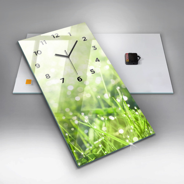 Horloge rectangulaire verticale herbe verte
