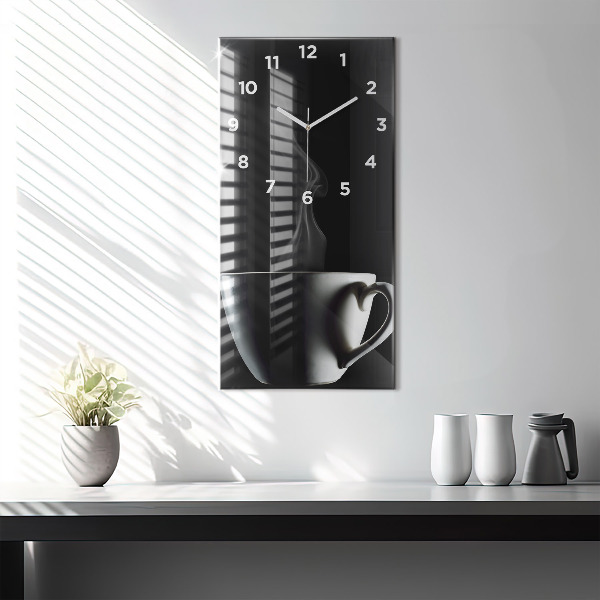Horloge rectangulaire verticale Une tasse de café