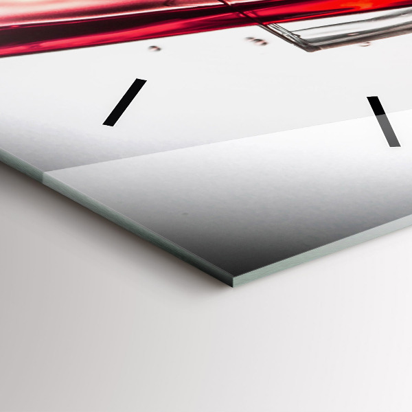 Horloge rectangulaire verticale Un verre de vin