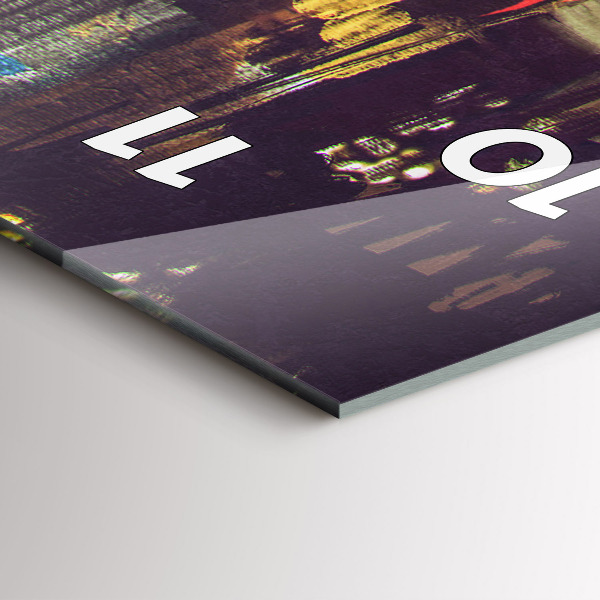 Horloge rectangulaire verticale Ville peinte