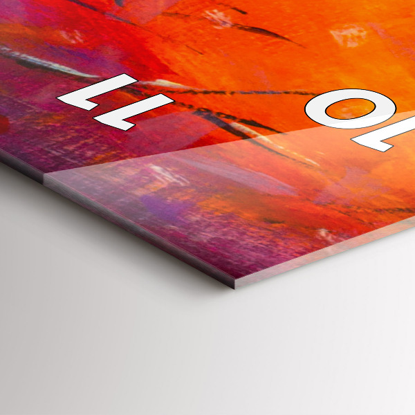 Horloge murale verticale Couple dans la forêt