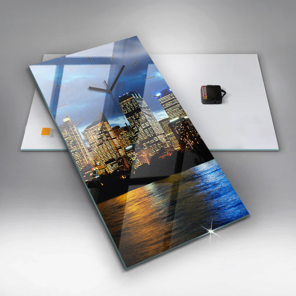 Horloge rectangulaire verticale Sydney le soir