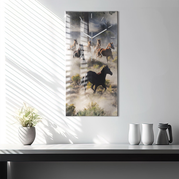 Horloge rectangulaire verticale Un troupeau de chevaux au galop