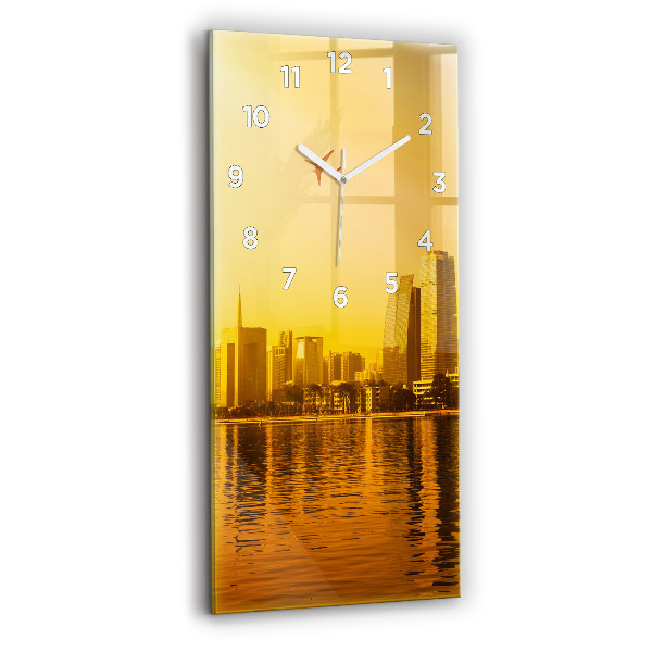 Horloge rectangulaire verticale Rivière Zhujiang Chine