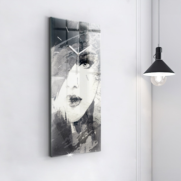 Horloge rectangulaire verticale Femme - aquarelles
