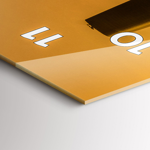 Horloge rectangulaire verticale Rivière Zhujiang