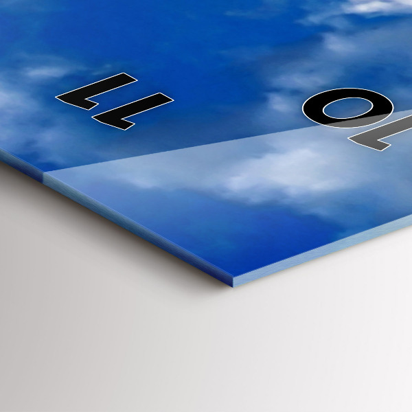 Horloge rectangulaire verticale Tour Eiffel en France