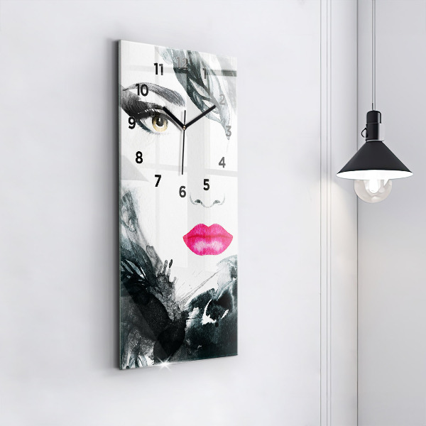 Horloge rectangulaire verticale 'Portrait d''une femme aux lèvres rouges'