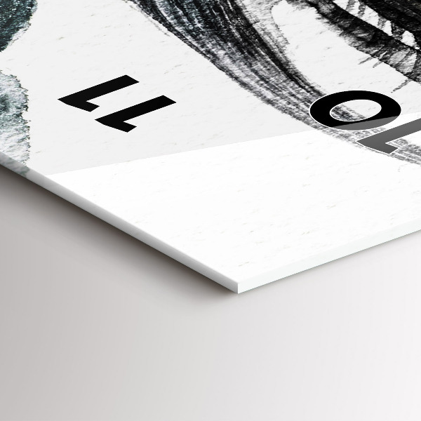 Horloge rectangulaire verticale 'Portrait d''une femme aux lèvres rouges'