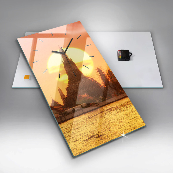 Horloge rectangulaire verticale Wat Arun, Bangkok, Thaïlande