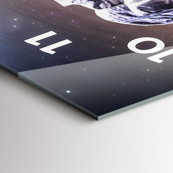 Horloge murale verticale 'Astronaute dans l''espace'