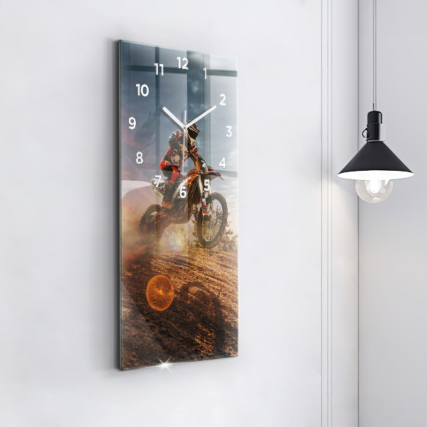 Horloge murale verticale Homme sur une moto