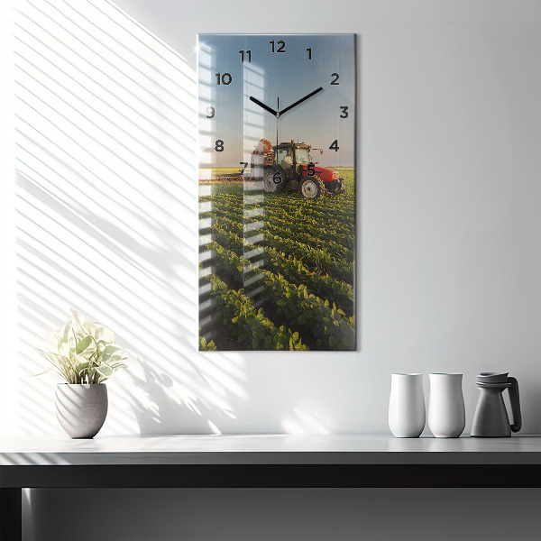 Horloge murale verticale Tracteur dans un champ agricole