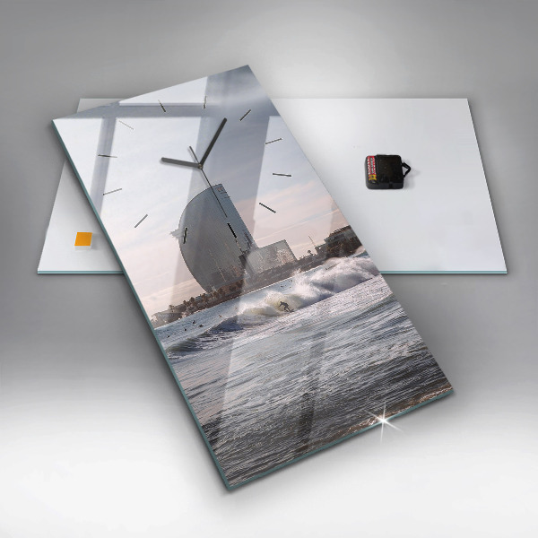 Horloge murale verticale Surfeur de Barcelone