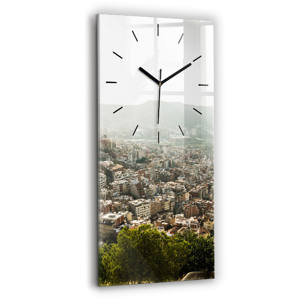 Horloge murale verticale Vue de Barcelone sur Montjuic