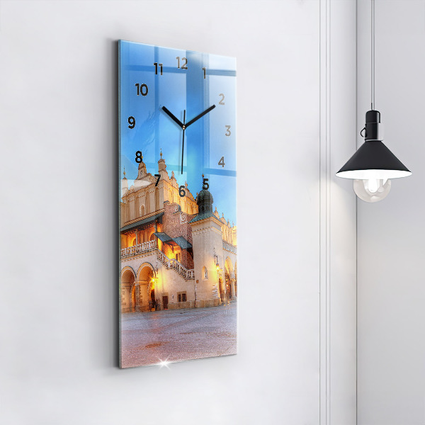 Horloge rectangulaire verticale Place du marché principal de Cracovie