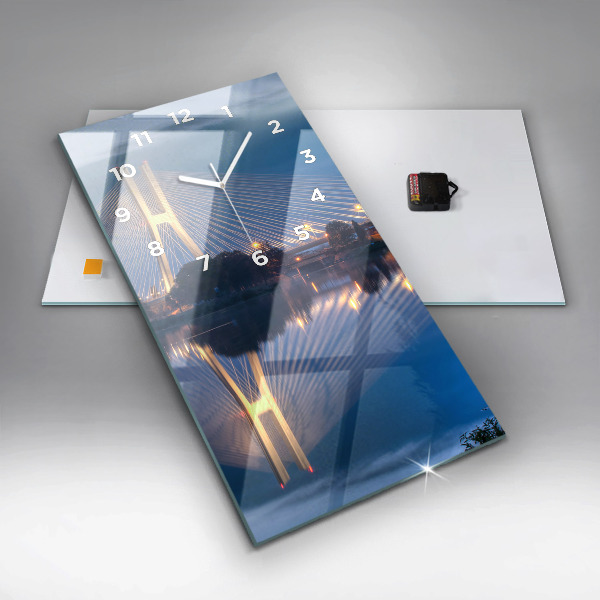 Horloge rectangulaire verticale Pont Rędziński à Wrocław