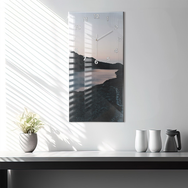 Horloge murale verticale Lac et montagnes