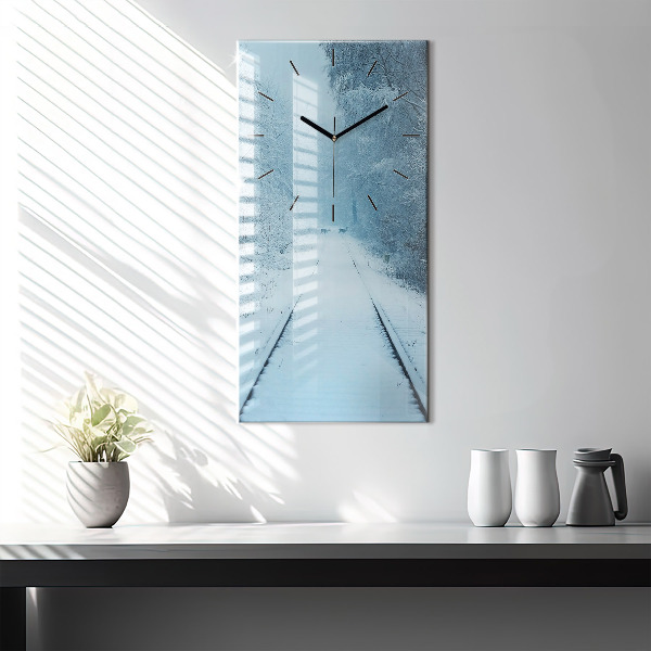 Horloge murale verticale Cerf sur les rails