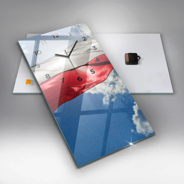 Horloge murale verticale Le drapeau polonais contre le ciel