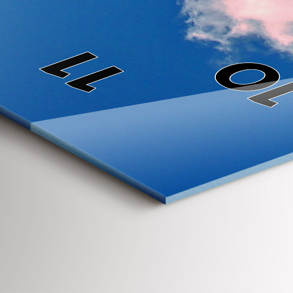 Horloge murale verticale Montagnes sous le ciel bleu