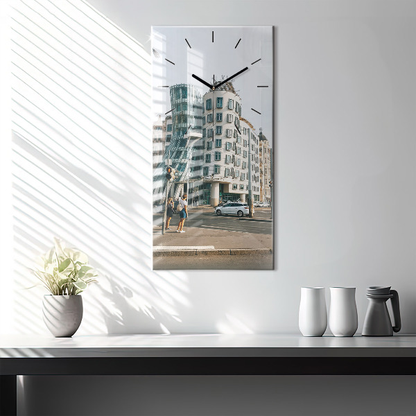 Horloge murale verticale Maison dansante de Prague