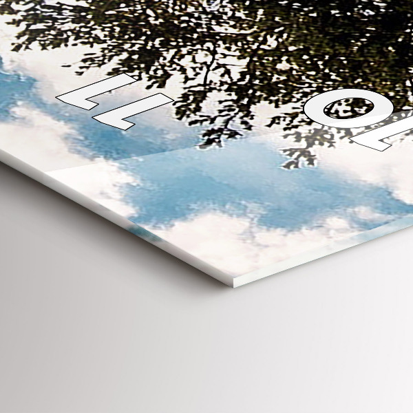 Horloge murale verticale Un arbre sur une colline