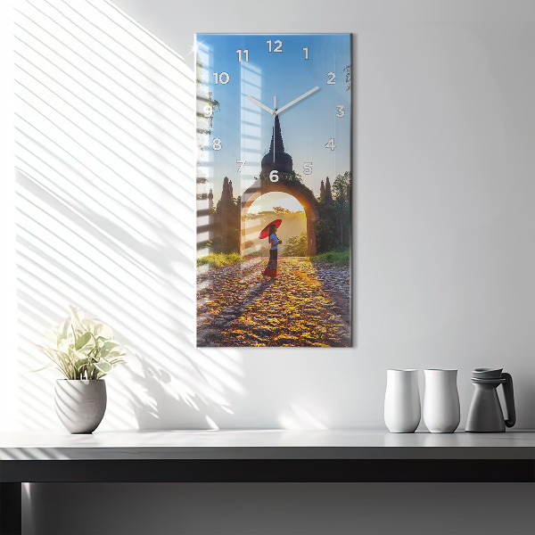 Horloge rectangulaire verticale Parc de Surat Thani en Thaïlande