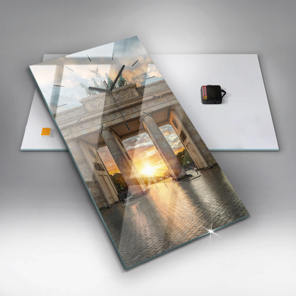 Horloge rectangulaire verticale Porte de Brandebourg à Berlin