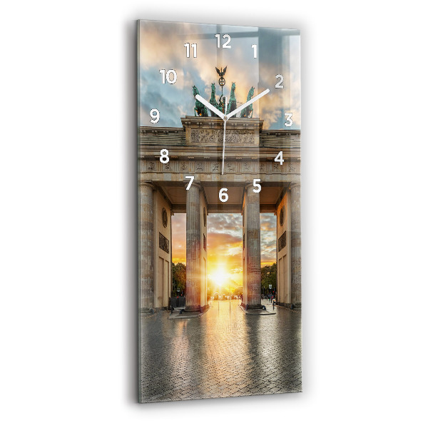 Horloge rectangulaire verticale Porte de Brandebourg à Berlin