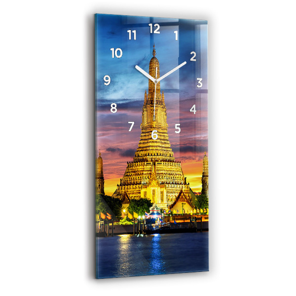Horloge rectangulaire verticale Temple à Bangkok en Thaïlande