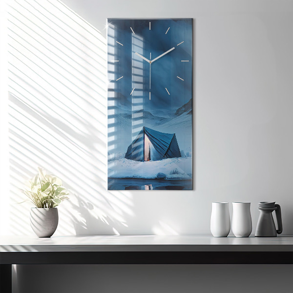 Horloge murale verticale 'Tente dans les montagnes d''Islande'