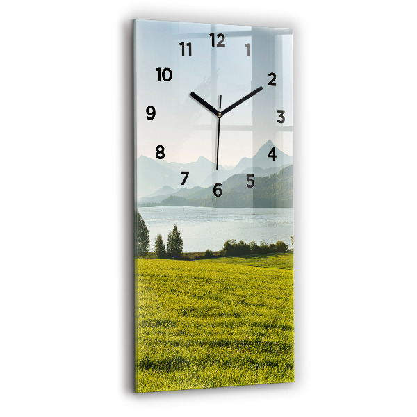 Horloge murale verticale Montagnes et champs