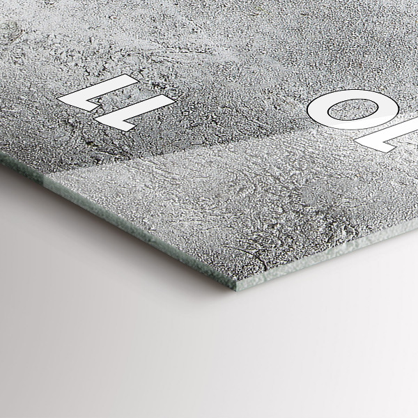 Horloge murale verticale Olives minimalistes