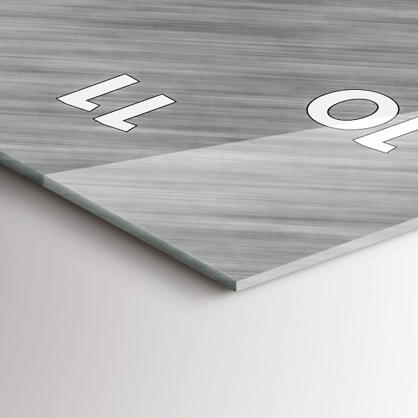 Horloge rectangulaire verticale Mur métallique