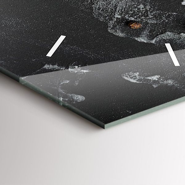 Horloge murale verticale Épices sur le comptoir