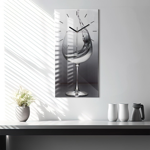 Horloge murale verticale Un verre de vin