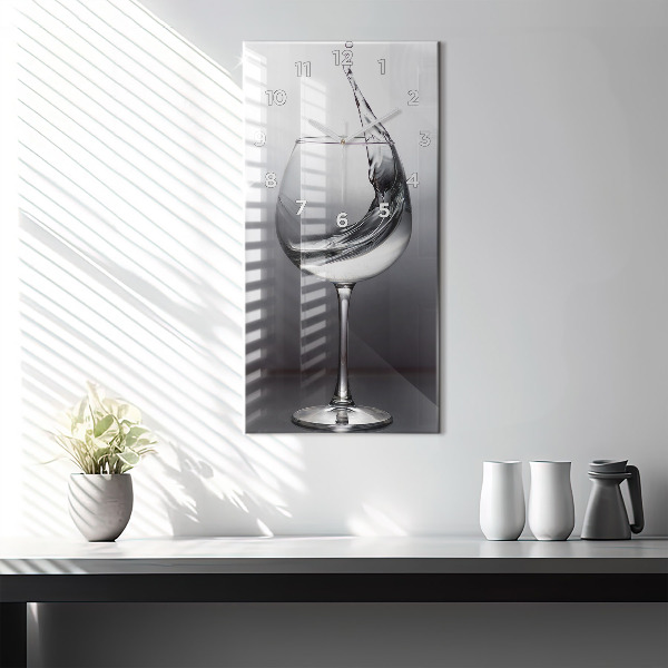 Horloge murale verticale Un verre de vin